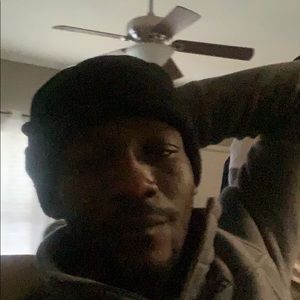 Meet your Posher, Mustapha